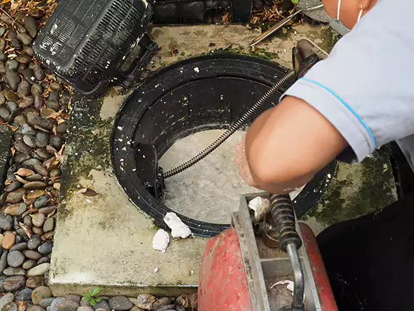 Why Choose Helena Plumbing and Heating for Clogged Drain Repair in Helena, AL?